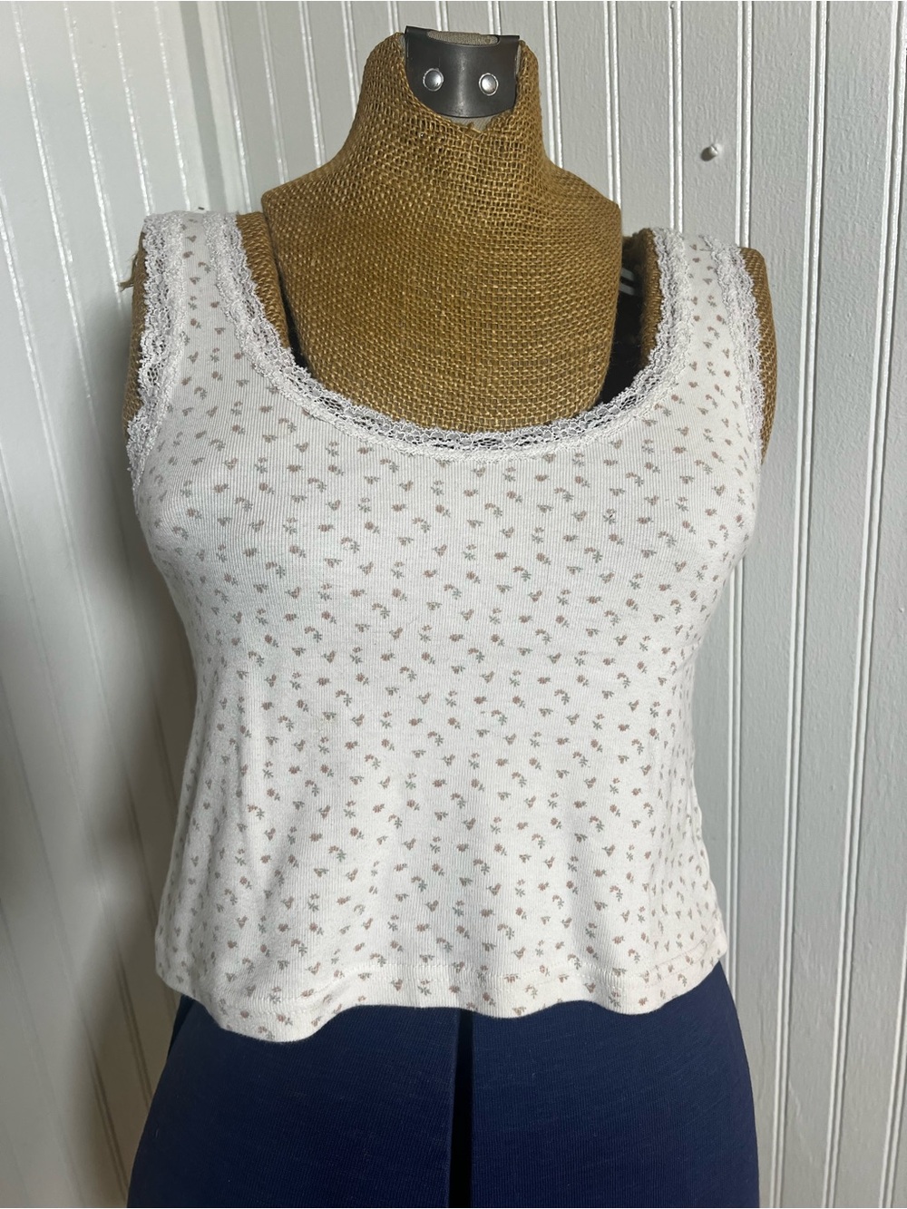 Women's brandy Melville White Floral Lace-Trim Tank Top